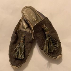 Bettye Muller Rabat Gray Womens Shoes Slides